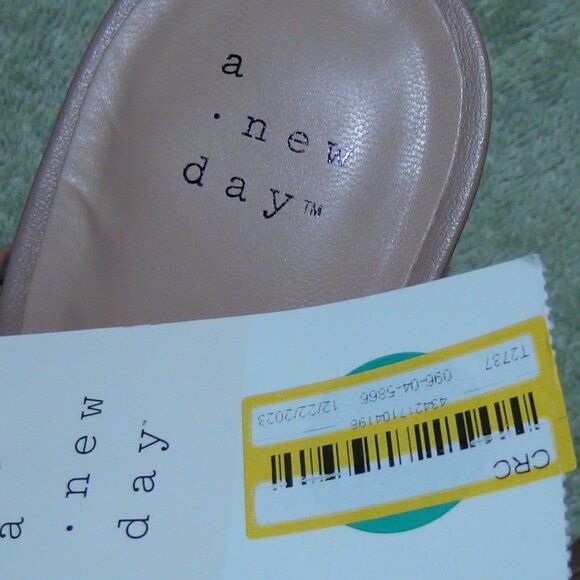 A New Day Women's Jessa Mule Heels 3.5 Heels Brown 8M - Picture 9 of 14